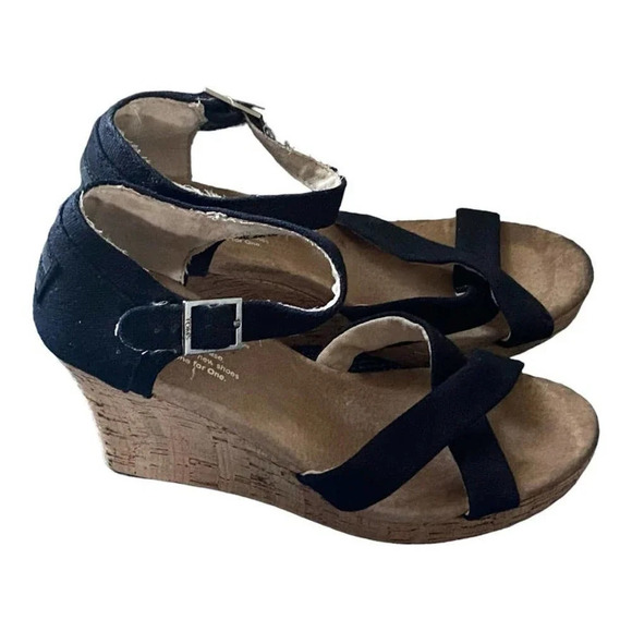 Toms Black Wedges Sandals Size 7.5 Open Toe Ankle Strap Heel Wedge Casual - Picture 4 of 12